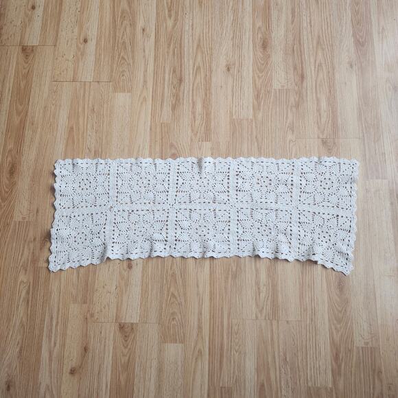 Handmade Crochet Lace Table Runner Ivory 35x13 Rectangular Doily Farmhouse Chic - Picture 1 of 8